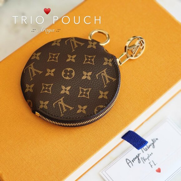 100% Authentic Louis Vuitton Coin Pouch from Trio Pouch Set. - Picture 4 of 10